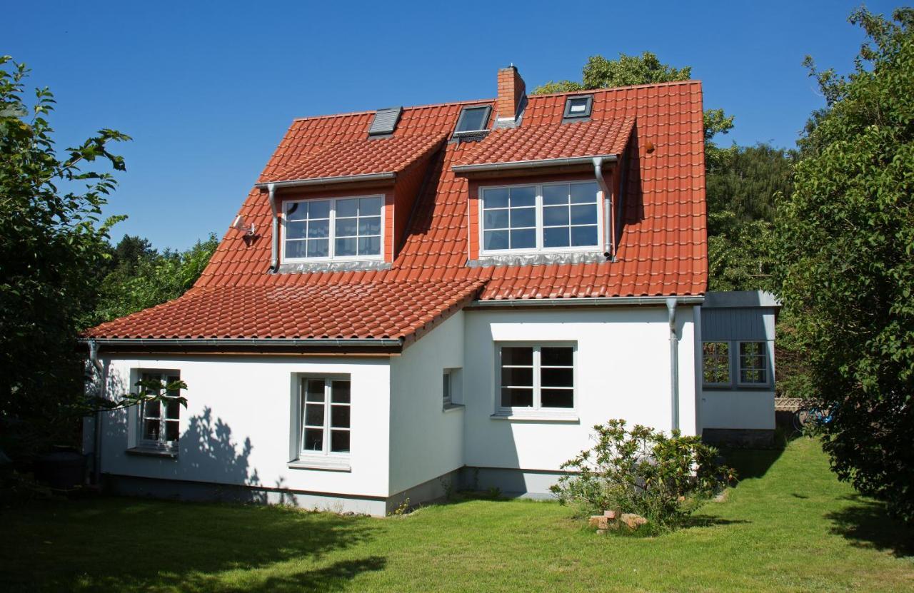Huegelhus Apartment Kloster Bagian luar foto